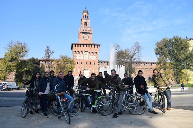 Milan's Hidden Gems: Unique Bike Tour (ENG, NL) - Bosco Verticale: Seeing Milan’s Vertical Forest Up Close