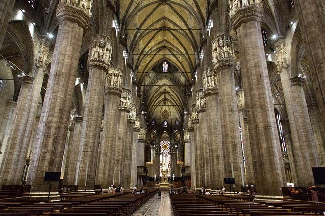 Milan's Must See: Half-Day Tour of Last Supper, Duomo & La Scala - La Scala in real time: public boxes, museum context, and access changes