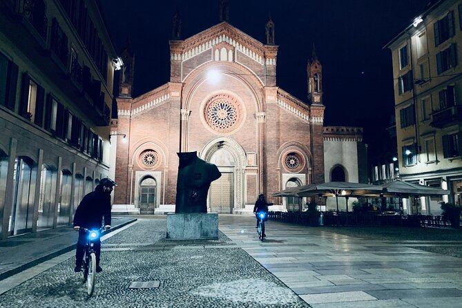 Miles and smiles /// Milan's ride - Bike quality, safety habits, and the guide who sets the tone