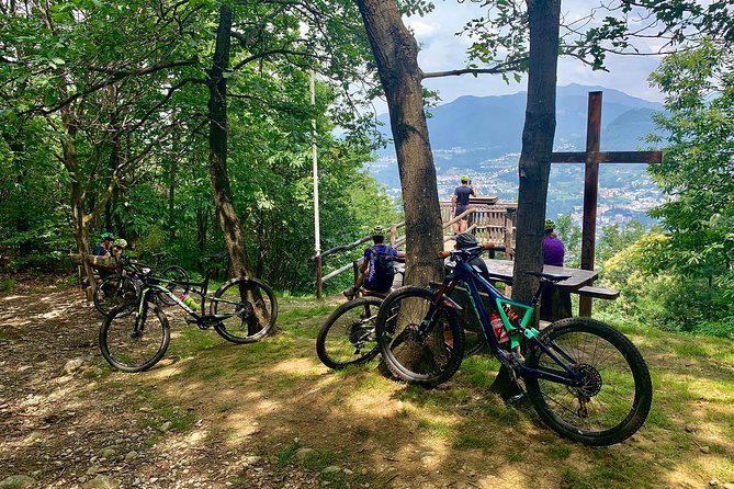 Mountain Bike tour in Spina Verde natural park - Who should book this MTB ride around Lake Como?