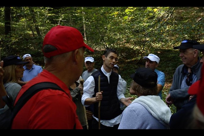Mushroom or Truffle Hunting - Stop 1 at Salice Blu: the comfortable start point before the woods