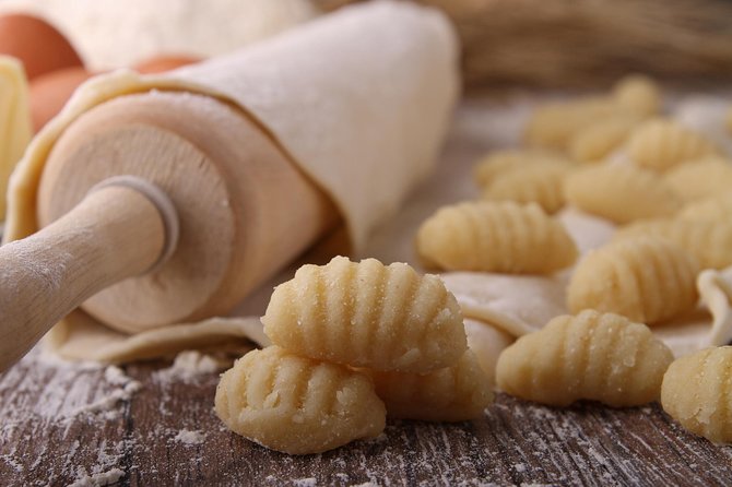 Natural Food & Wine in Milanese Home - Eat with Locals! - Walking in: meeting point and what to do when you arrive