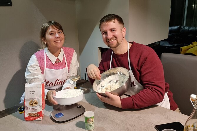 Neapolitan DOC Pizza Class And Cooking in a Wood Oven at a Local's house - Choosing Three Flavors: How to Make the Dinner Feel Like Yours