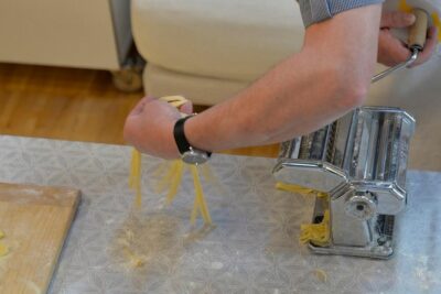 Pasta Fresca Hands-on Cooking Class with a Local in Como - Hands-on pasta tricks: rolling, cutting, shaping, repeating at home
