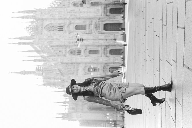 Photography in Unique Places Milan - Starting at Passaggio Duomo: where the session begins and ends