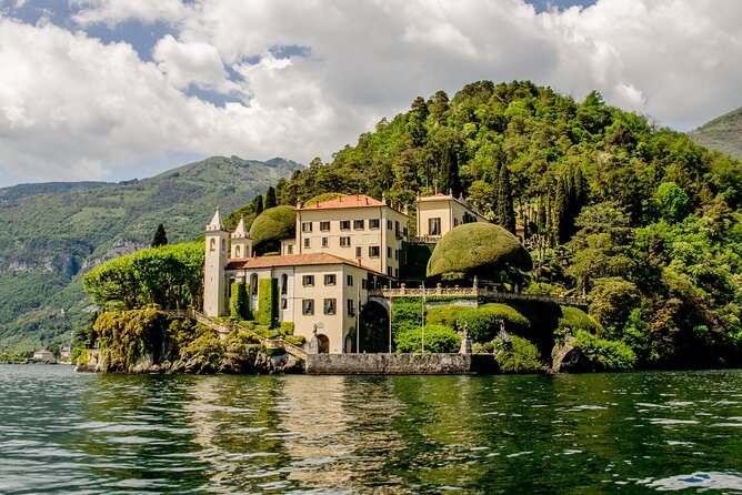 Private Boat Tour on Lake Como from Bellagio - Villa Melzi and the garden park moment