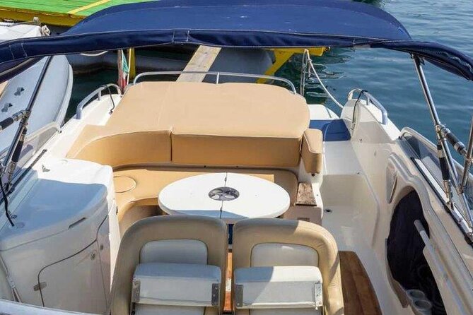 Private Boat Tour on Lake Como in Lombardy - Villas and Shoreline Stops: Villa del Balbianello and Villa Carlotta as Options