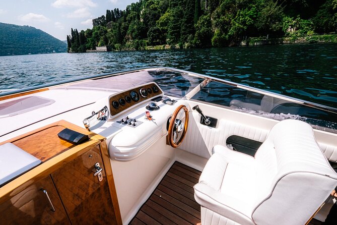 Private Cruise on Lake Como with Luxury Motorboat from 1H to 4H - Key things you’ll notice right away