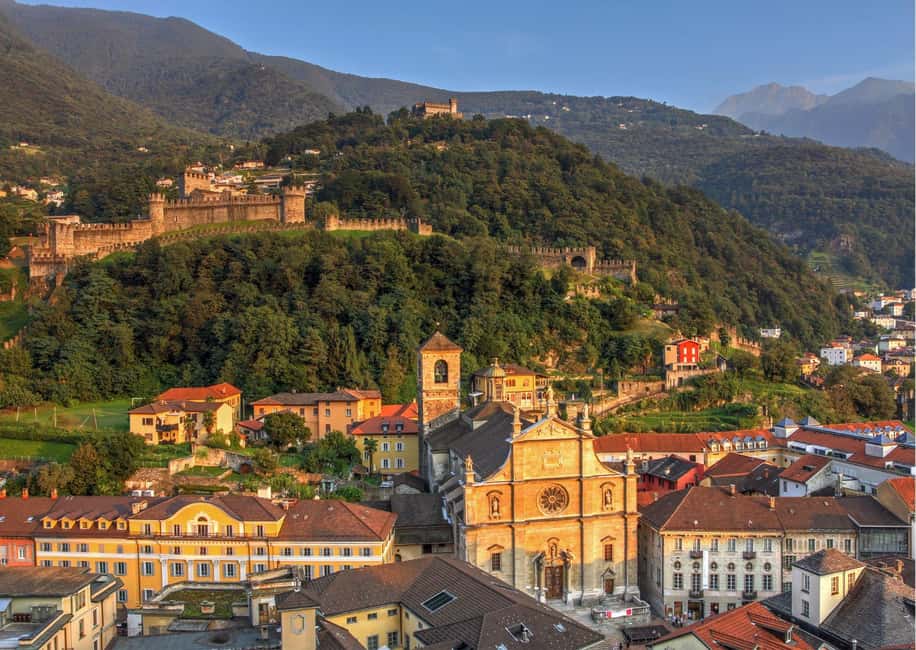 Private Day Trip to Lake Como & Lugano from Zürich by Car - Lunch and the guide gap: plan to feed yourself and ask questions