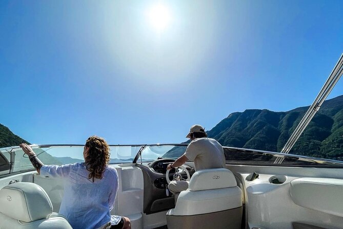 Private Guided Tour by Speedboat on Lake Como from 1H to 4H - Isola Comacina: Lake Como’s only island and a safer swim spot