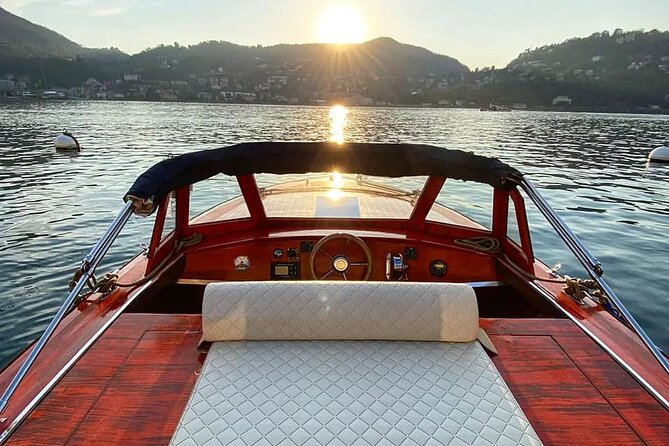 Private Tour by Classic Wooden Boat on Lake Como - Price and group size: why $423.25 can work out well