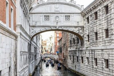 Private Tour from Milan: Venice Full Day Trip by Train - Milan to Venice by train: the easiest way to do it