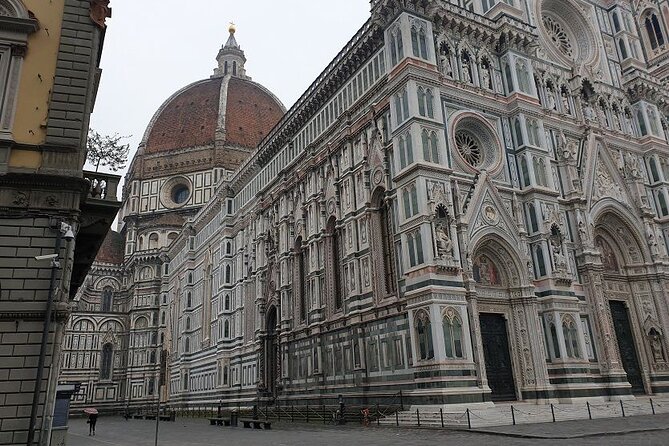 Private Transfer from Milan to Florence - From Malpensa to Florence without the stress tax