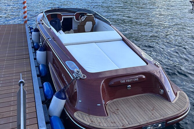 Private wooden boat tour on Lake Como - Villa del Balbianello: gardens, Hollywood, and cinema angles