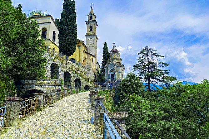 Road Bike tour in Lake Como & Bellagio - Another botanic garden in Bellagio: legs get a breather