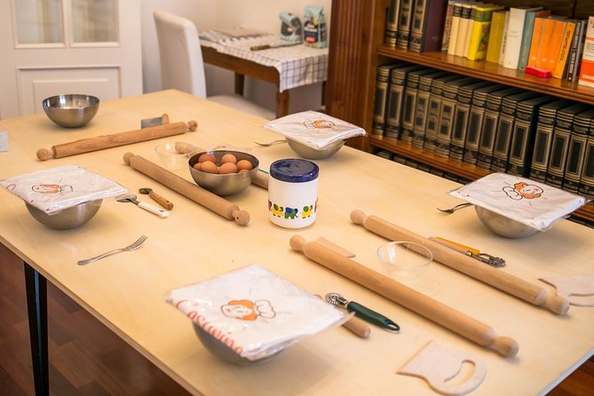 Share Your Pasta Love in a Local’s Home in Milan - Aperitivo and wine: the pre-dough part you’ll remember