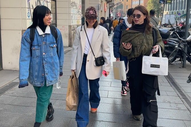 Shopping in Milan with a Fashion Stylist - Stop 2: Boutique Shopping in Milan Plus Workshop Time