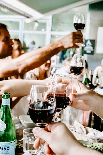 "Sip, Chat, Connect" - Your Time Slot in Milan: Flexibility That Actually Helps