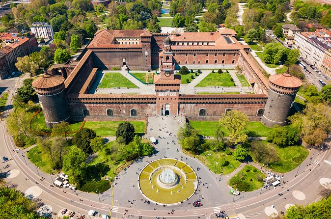 Skip-the-line Duomo Cathedral Private Tour & Rooftop Access - Piazza della Scala and the Galleria Vittorio Emanuele II: a quick classic Milan stroll