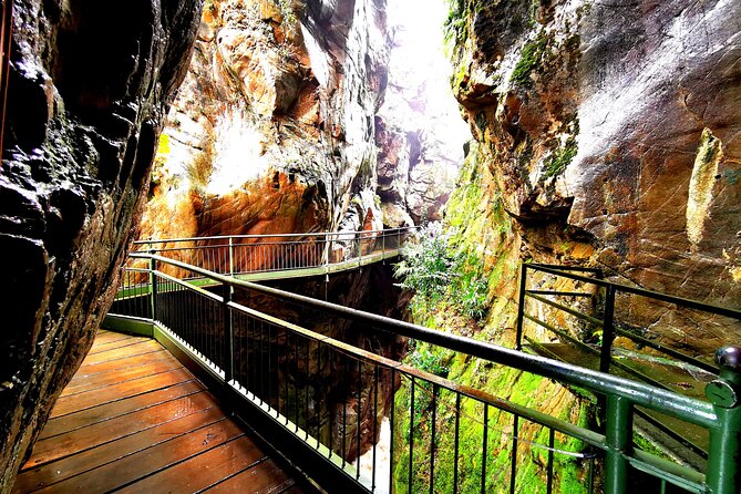 Small-Group Lake Como – Bellagio, Varenna & Hidden Waterfall - Milan to Lake Como by train: fewer headaches, more lake time