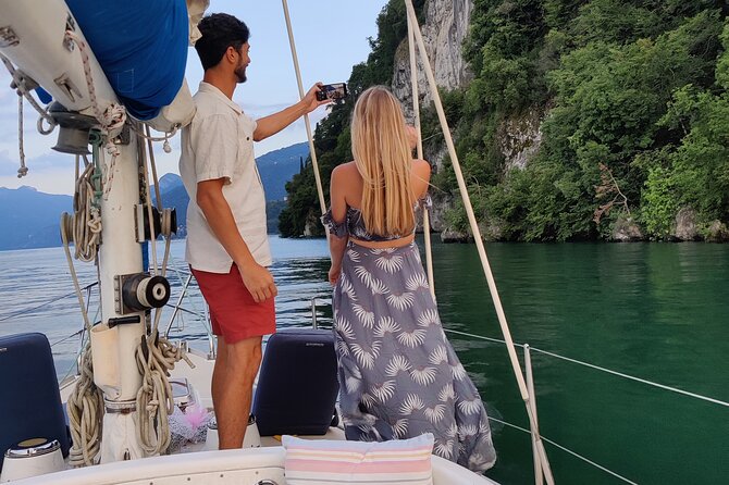 Sunset sailing on lake Como with Private Skipper - The Best Part of 2 Hours: You’ll Actually See It