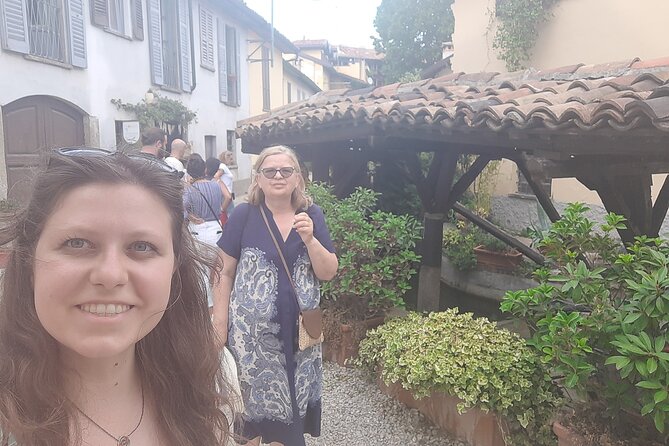 The Magic of Navigli: Self-Guided Puzzle Quest in Milan - How the Questo app game plays on your phone