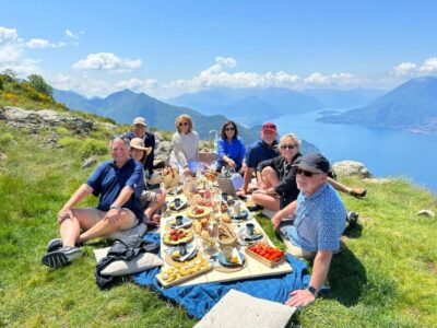 Varenna: Picnic Experience in the Italian Alps - Meeting in Varenna: Piazza Martiri and the Start of the Day