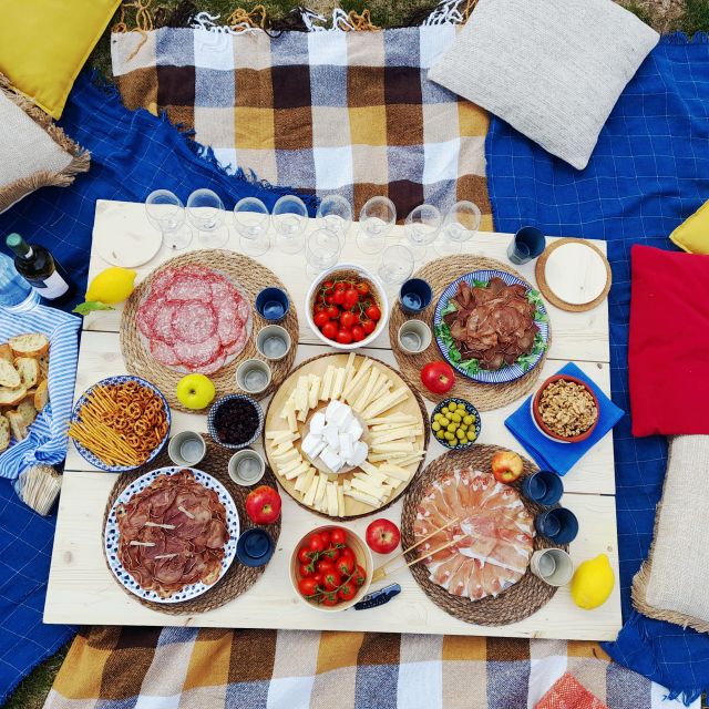 Varenna: Picnic Experience in the Italian Alps - The Walk to the Viewpoints: Forest Footsteps and a Changing Perspective