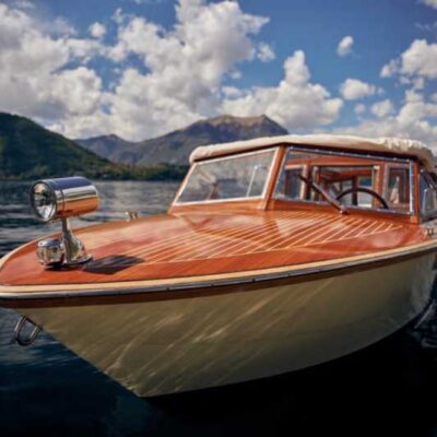 Varenna: Shared Sunset Boat Tour with a Prosecco Aperitif - Audio guide pacing: you read the shoreline as you go