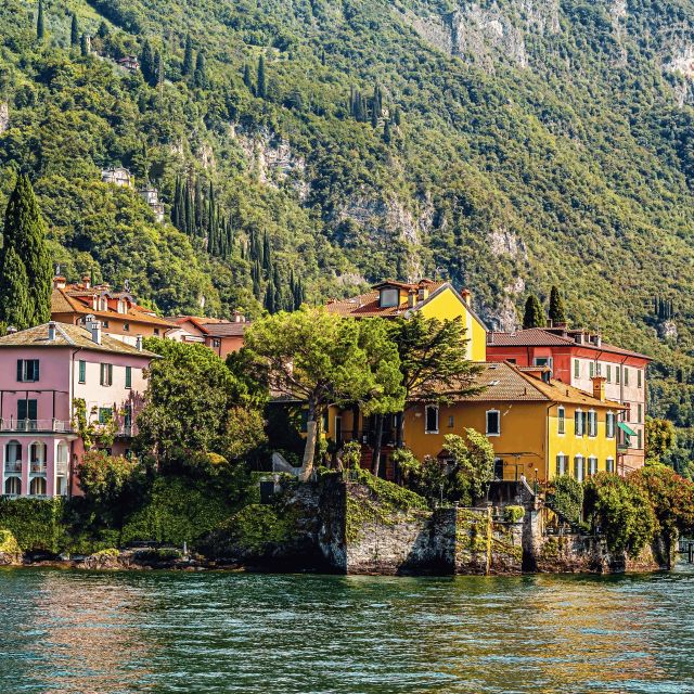 Varenna: Shared Sunset Boat Tour with a Prosecco Aperitif - Prosecco aperitif: small included detail, big mood