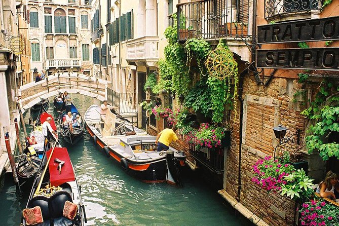 Venice Day Trip from Milan with Guided City Tour - Glass-making workshop near St. Mark’s Square: craft you can picture