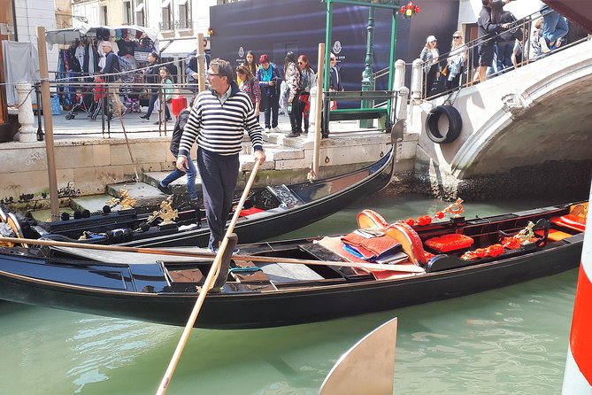 Venice Full-Day private Tour From Milan. Hotel pick up - Rialto Bridge and Canal Views: Great Photos, Tight Time