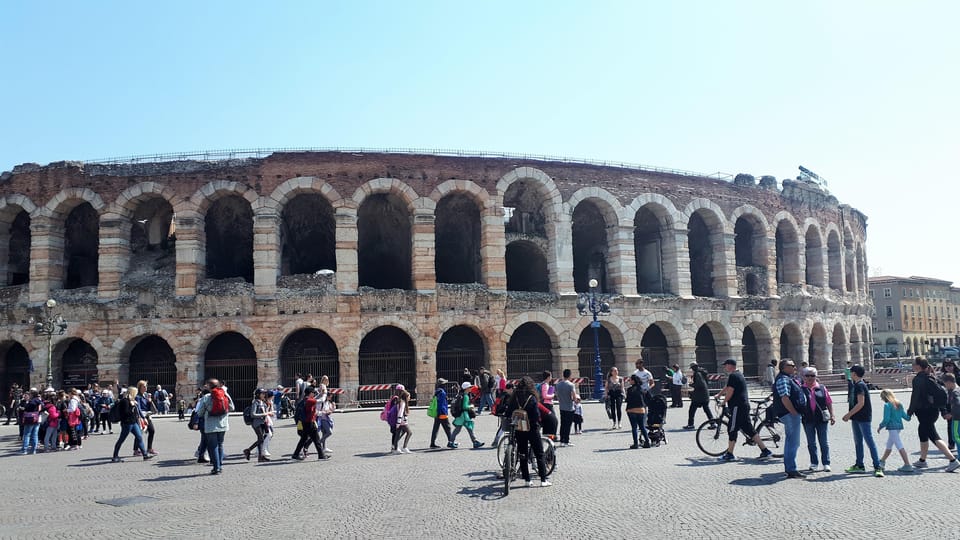 Visit of Verona and Lake Garda. Full day tour from Milan - Meeting in Milan: Excelsior Hotel Gallia, Piazza Duca d’Aosta